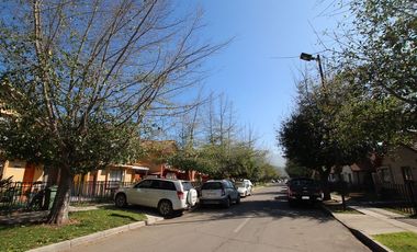 Estupenda Casa en Peñaflor, Sector perfecto para la familia