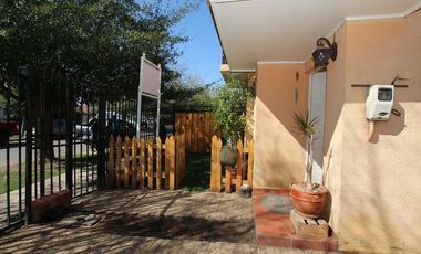 Estupenda Casa en Peñaflor, Sector perfecto para la familia