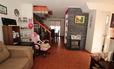 Estupenda Casa en Peñaflor, Sector perfecto para la familia