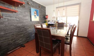 Estupenda Casa en Peñaflor, Sector perfecto para la familia