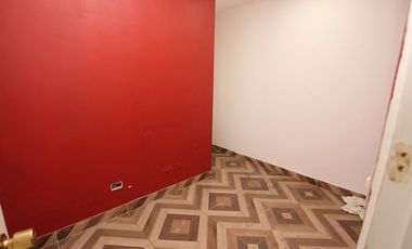 Estupendo Local Comercial en Calle Matucana esquina Rosas