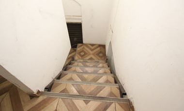 Estupendo Local Comercial en Calle Matucana esquina Rosas