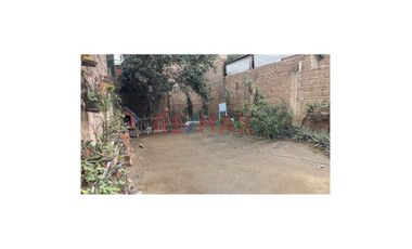 Vendo Terreno En Surco (Auxiliar Nueva Via Expresa Cruce Con Av.Proceres) De 156 M2