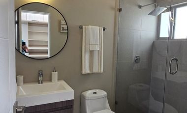 CASA NUEVA EN RENTA CON PANELES SOLARES FRACC. ALBORAN