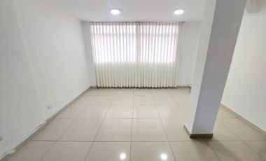 Alquilo departamento de 3 dormitorios cerca a Villa Fap, Surco