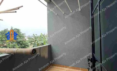 Rumah Furnished Siap Huni 4 Kamar Tidur Dekat Gerbang Tol