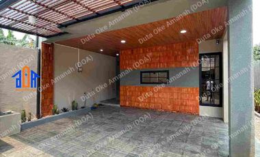 Rumah Furnished Siap Huni 4 Kamar Tidur Dekat Gerbang Tol