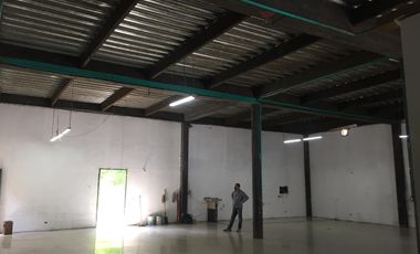 ARRIENDA BODEGA VIA PANAMERICANA