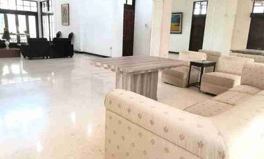 dijual rumah Kemang Utara 28M