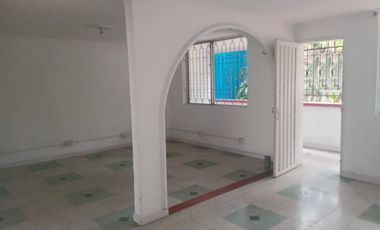 Casa Comercial en Venta en Suramerica Laureles Medellin Antioquia