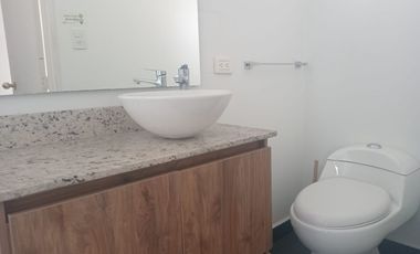 Casa Comercial en Venta en Suramerica Laureles Medellin Antioquia