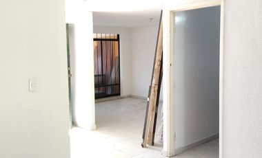 Casa En Renta Colinas del Lago, 3 rec, 3 baños, 2 autos, estudio