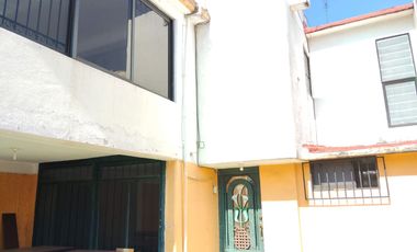 Casa En Renta Colinas del Lago, 3 rec, 3 baños, 2 autos, estudio