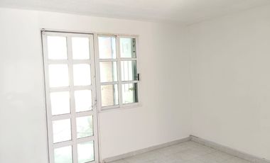 Casa En Renta Colinas del Lago, 3 rec, 3 baños, 2 autos, estudio