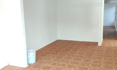 Casa En Renta Colinas del Lago, 3 rec, 3 baños, 2 autos, estudio