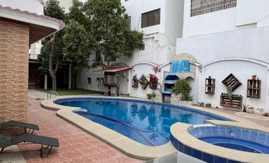 VENDO PRECIOSA VILLA EN  BALCONES DE CAROLINA, PUERTO SANTA LUCIA , SALINAS, PRECIOSA Y AMPLIA CASA, ONCE DORMITORIOS IDEAL PARA HOSTERIA O VIVIENDA