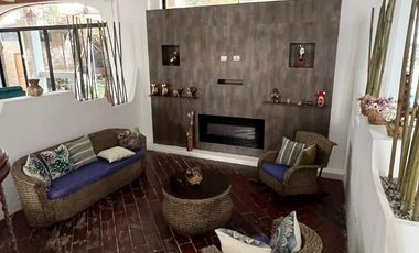 VENDO PRECIOSA VILLA EN  BALCONES DE CAROLINA, PUERTO SANTA LUCIA , SALINAS, PRECIOSA Y AMPLIA CASA, ONCE DORMITORIOS IDEAL PARA HOSTERIA O VIVIENDA