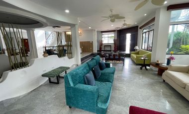 VENDO PRECIOSA VILLA EN  BALCONES DE CAROLINA, PUERTO SANTA LUCIA , SALINAS, PRECIOSA Y AMPLIA CASA, ONCE DORMITORIOS IDEAL PARA HOSTERIA O VIVIENDA