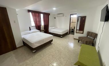 VENDO PRECIOSA VILLA EN  BALCONES DE CAROLINA, PUERTO SANTA LUCIA , SALINAS, PRECIOSA Y AMPLIA CASA, ONCE DORMITORIOS IDEAL PARA HOSTERIA O VIVIENDA