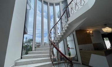 VENDO PRECIOSA VILLA EN  BALCONES DE CAROLINA, PUERTO SANTA LUCIA , SALINAS, PRECIOSA Y AMPLIA CASA, ONCE DORMITORIOS IDEAL PARA HOSTERIA O VIVIENDA