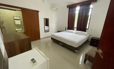 VENDO PRECIOSA VILLA EN  BALCONES DE CAROLINA, PUERTO SANTA LUCIA , SALINAS, PRECIOSA Y AMPLIA CASA, ONCE DORMITORIOS IDEAL PARA HOSTERIA O VIVIENDA