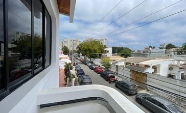 VENDO PRECIOSA VILLA EN  BALCONES DE CAROLINA, PUERTO SANTA LUCIA , SALINAS, PRECIOSA Y AMPLIA CASA, ONCE DORMITORIOS IDEAL PARA HOSTERIA O VIVIENDA