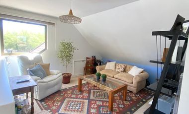 VENTA CASA PROVENZAL SECTOR PARQUE BRISAS NORTE 2 PISOS 3D+3B+ESCRITORIO+TERRAZA CON SECTOR PARA UN QUINCHO, COLEGIOS HIGHLANDS, CABO DE HORNOS