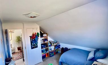 VENTA CASA PROVENZAL SECTOR PARQUE BRISAS NORTE 2 PISOS 3D+3B+ESCRITORIO+TERRAZA CON SECTOR PARA UN QUINCHO, COLEGIOS HIGHLANDS, CABO DE HORNOS