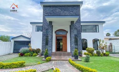 Casa de venta en Quito, Valle de los Chillos, 1200 m2