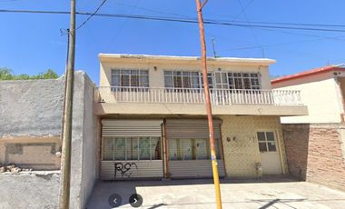 CASA EN VENTA EN EL CENTRO DE SALTILLO A BAJO COSTO