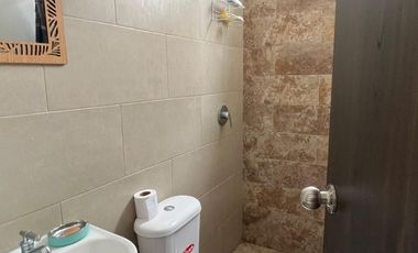 URBANIZACION SANTA CECILIA, VIA ANCON, SANTA ELENA, VENDO PRECIOSA VILLA DE UNA PLANTA TRES DORMITORIOS, FULL AMOBLADA