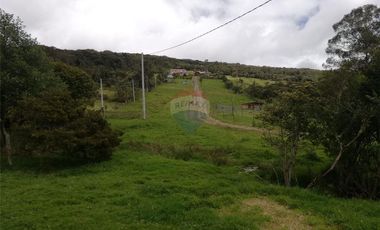Casa de Lujo y Naturaleza en La Calera