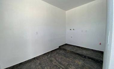 CASA A 10 MINUTOS DE METEPEC ZACANGO