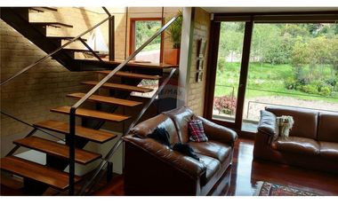 Casa Exclusiva en La Calera – Lujo, Naturaleza y Confort