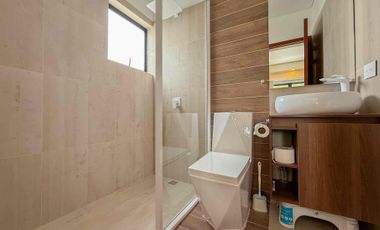 RENTO CASA AMOBLADA EN EL POBLADO