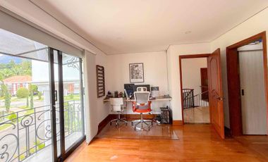 RENTO CASA AMOBLADA EN EL POBLADO