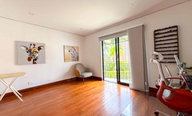 RENTO CASA AMOBLADA EN EL POBLADO