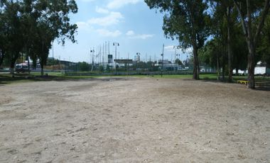 Terreno comercial en venta de 2325 m2, Frente de 80Mts