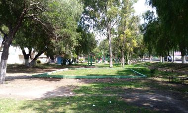 Terreno comercial en venta de 2325 m2, Frente de 80Mts