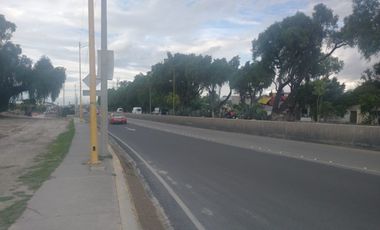 Terreno comercial en venta de 2325 m2, Frente de 80Mts