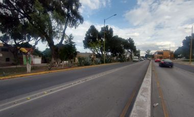 Terreno comercial en venta de 2325 m2, Frente de 80Mts