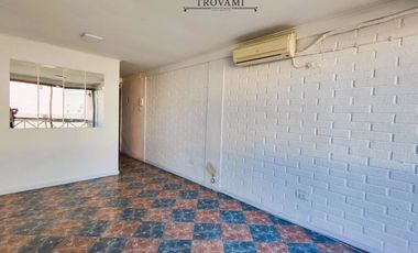 Venta lindo departamento, salida metro Las Rejas, Condominio Las palmas