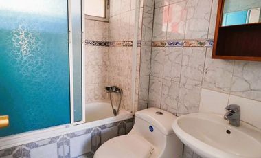 Venta lindo departamento, salida metro Las Rejas, Condominio Las palmas