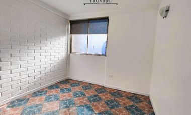 Venta lindo departamento, salida metro Las Rejas, Condominio Las palmas