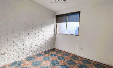 Venta lindo departamento, salida metro Las Rejas, Condominio Las palmas