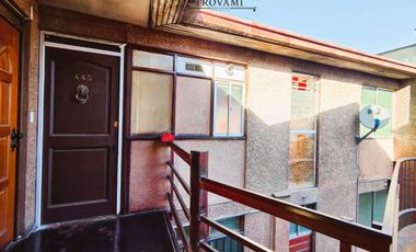 Venta lindo departamento, salida metro Las Rejas, Condominio Las palmas