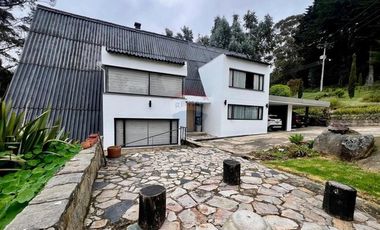 Casa Campestre en Vereda El Salitre – La Calera