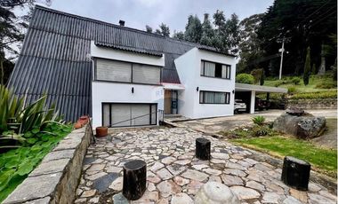 Casa Campestre en Vereda El Salitre – La Calera