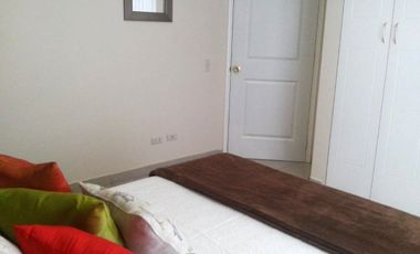 DEPARTAMENTO AMUEBLADO EN RENTA COLINAS DEL CIMATARIO