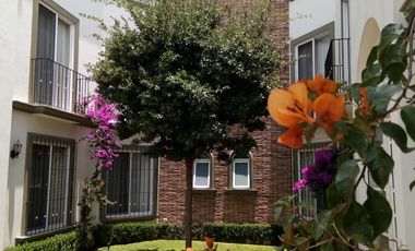 DEPARTAMENTO AMUEBLADO EN RENTA COLINAS DEL CIMATARIO